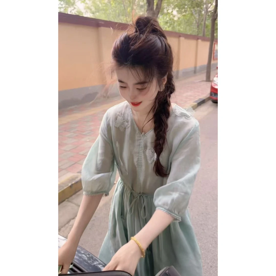 『蝴蝶刺绣X』GYXM设计显瘦百搭时尚连衣裙50707