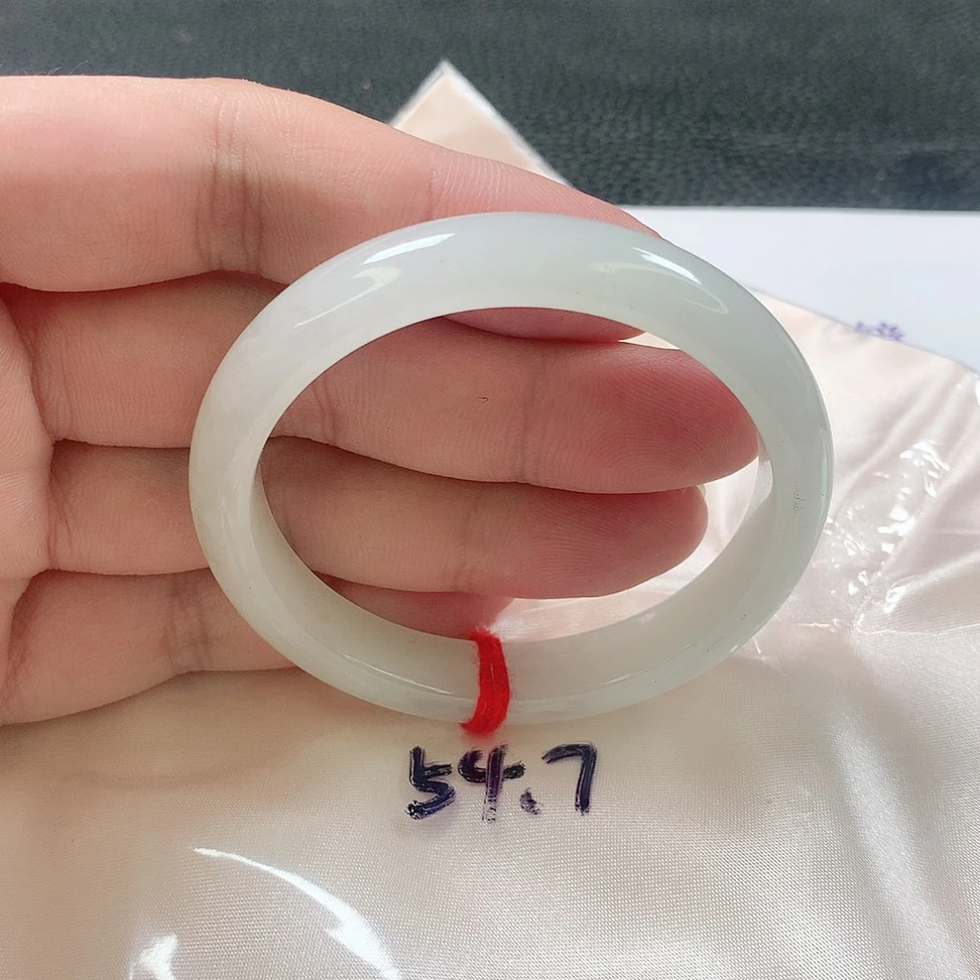 未镶嵌手镯（贵妃镯）翡翠306号