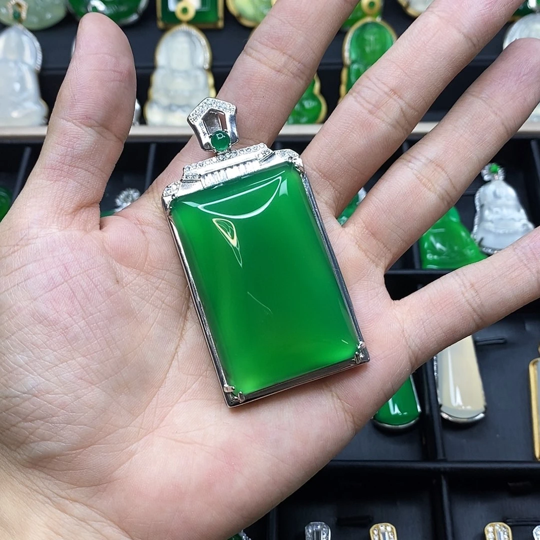 玛瑙/玉髓未镶嵌大无事牌