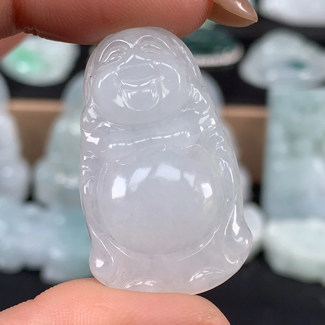 翡翠未镶嵌颈饰站佛