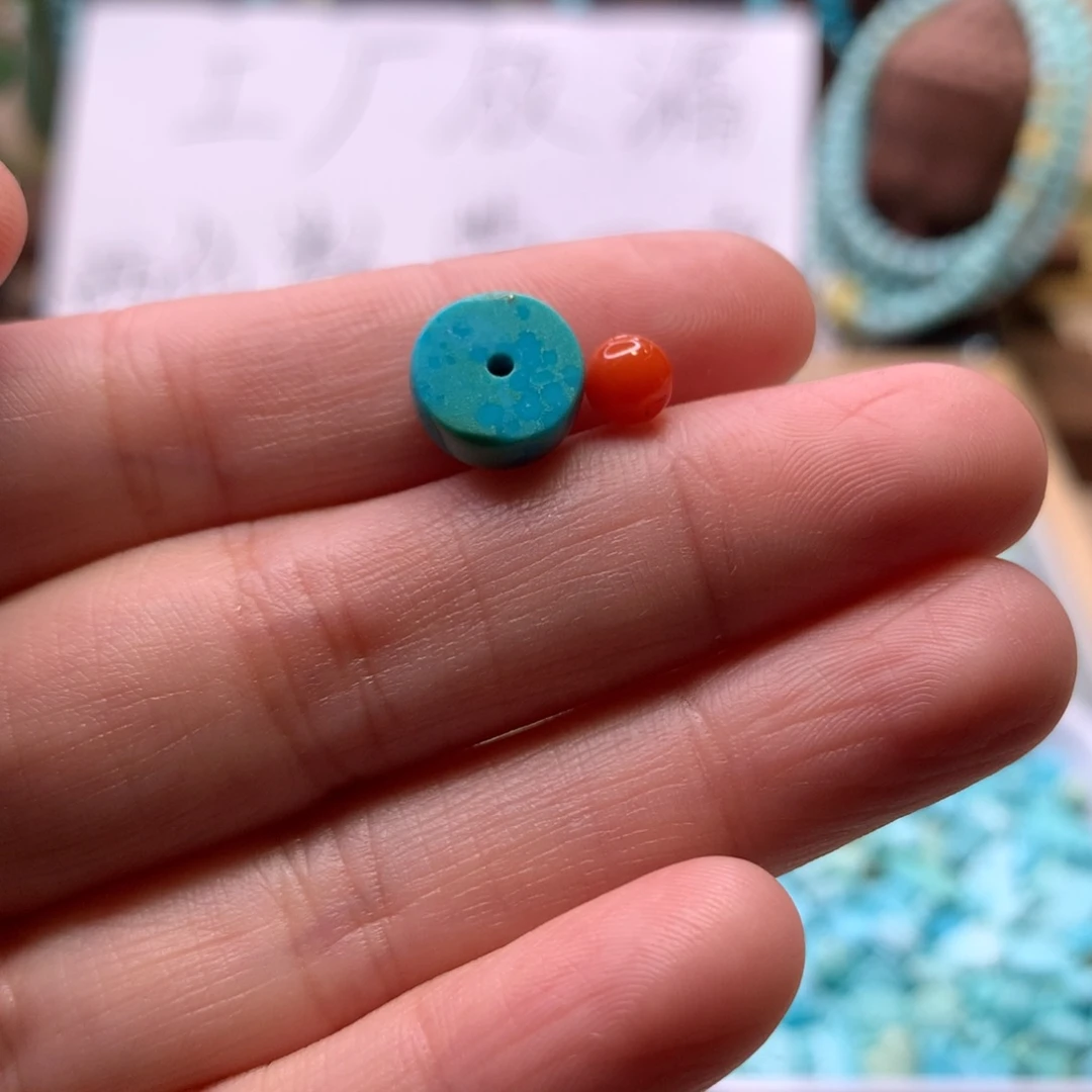 南红玛瑙配饰未镶嵌