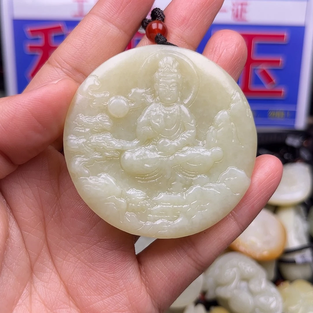 颈饰未镶嵌和田玉