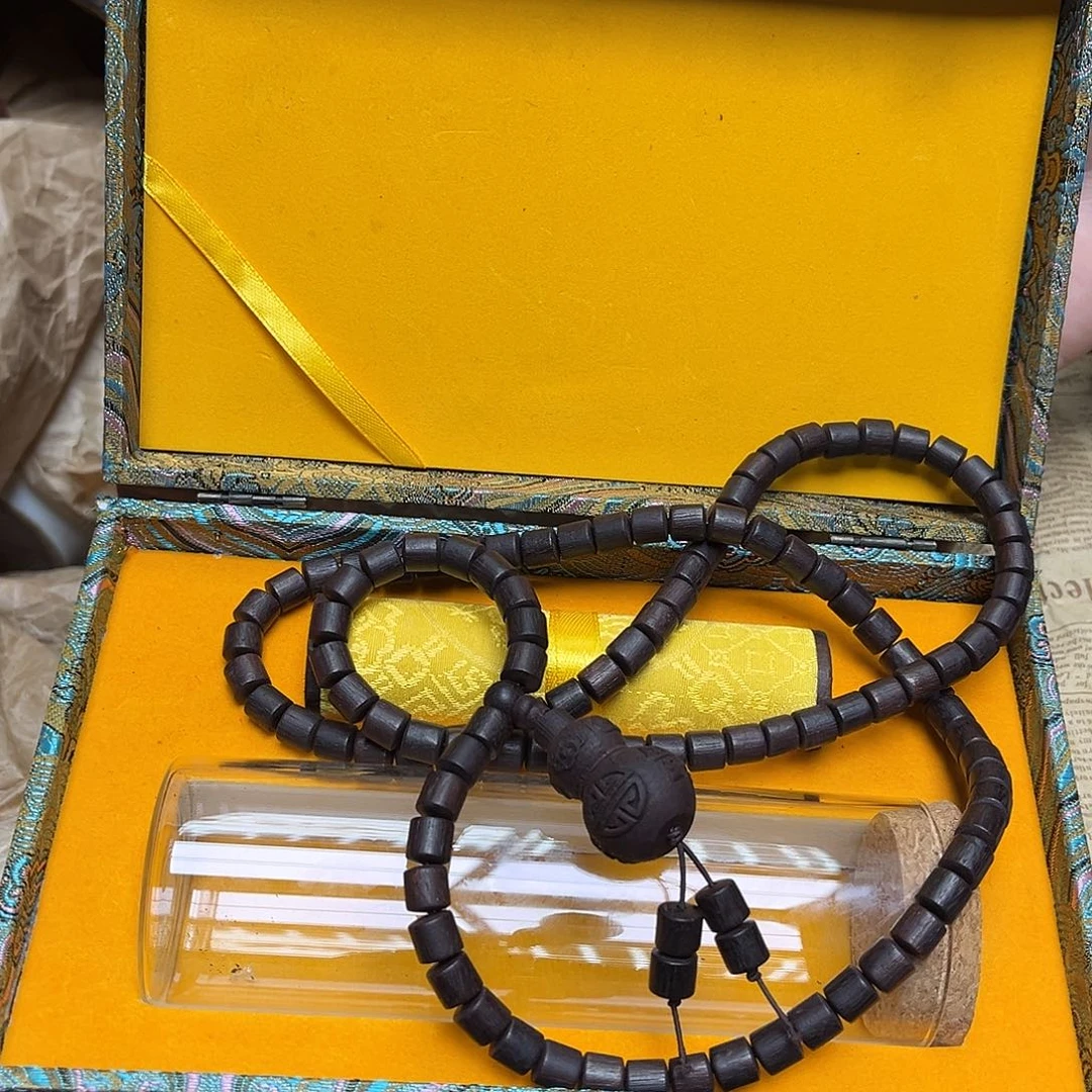 大叶紫檀（黑酸枝木类）