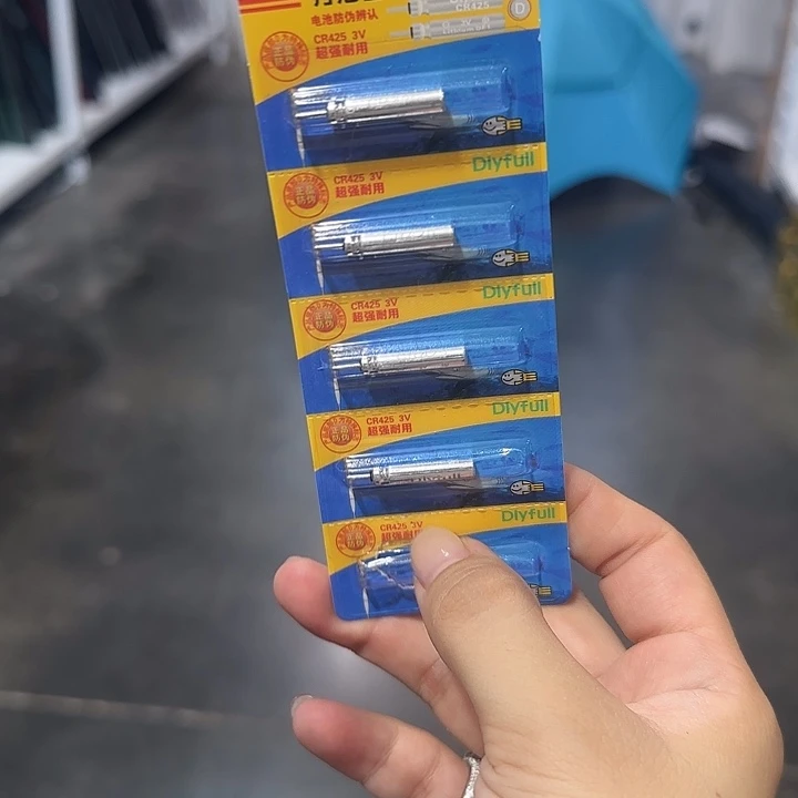 丹尼富425电池。