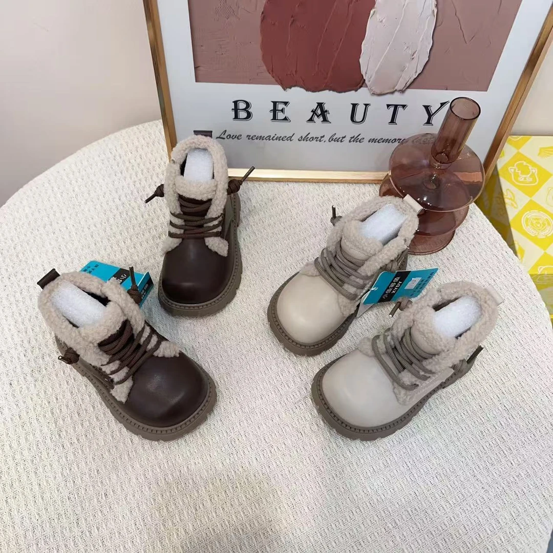 儿童2025冬季新款软底防滑短靴皮面加绒男女童马丁靴128