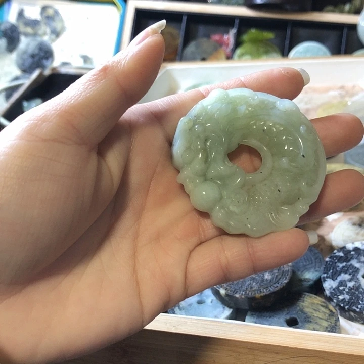 岫玉未镶嵌岫玉挂件