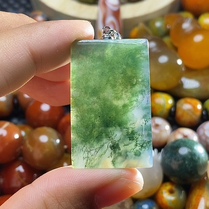 一***生玛瑙/玉髓未镶嵌颈饰