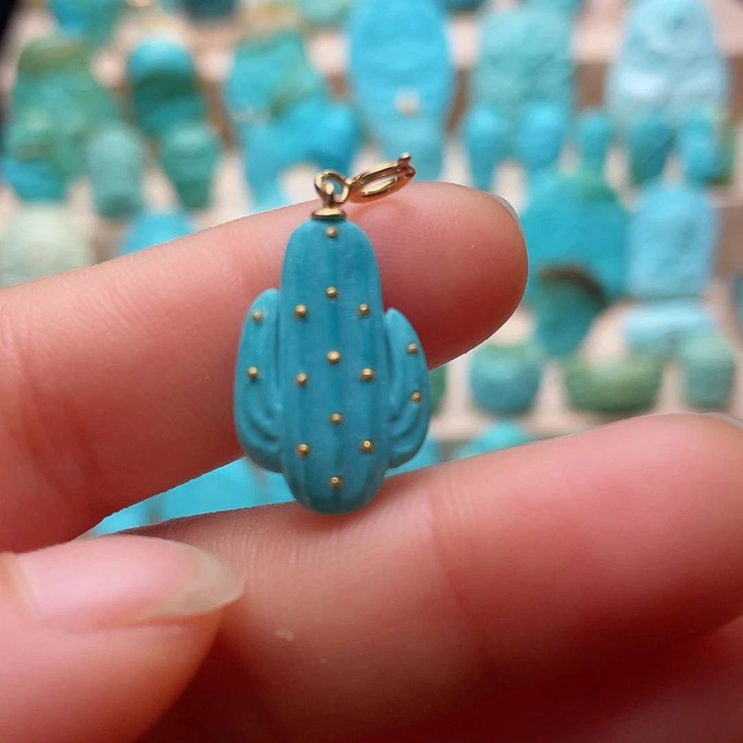 绿松石颈饰未镶嵌