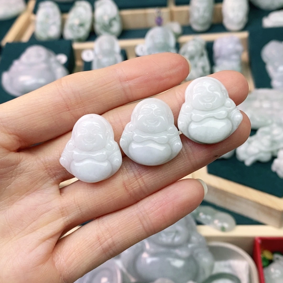 翡翠颈饰未镶嵌佛公迷你 发货发其一