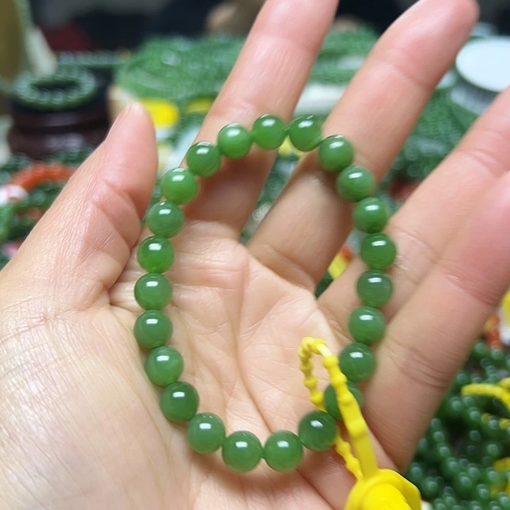 和田玉（碧玉）未镶嵌手链