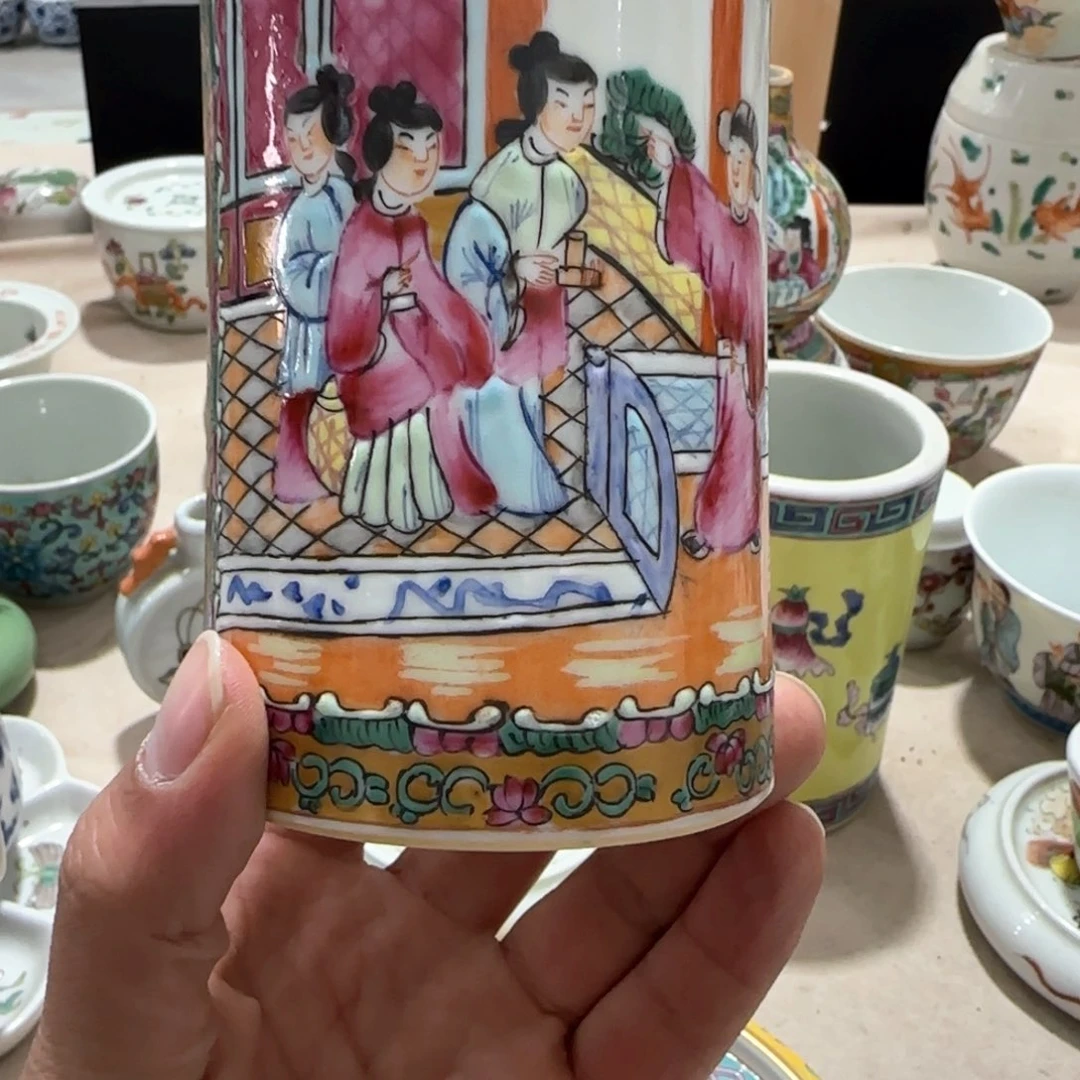 瓷片瓷器的造型艺术也被列入其中