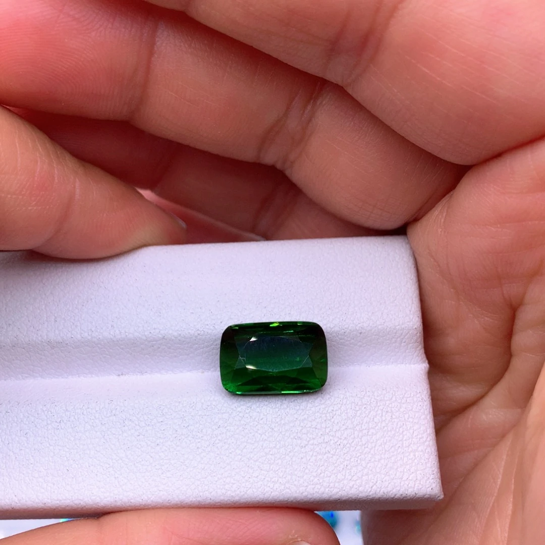 珠宝奇石未镶嵌碧玺