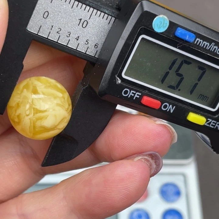 琥珀裸石未镶嵌蜜蜡572