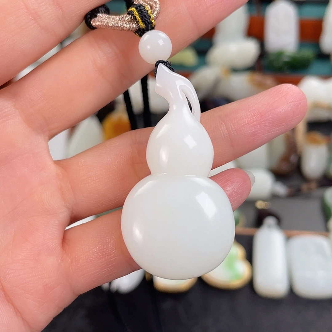 未镶嵌和田玉挂件