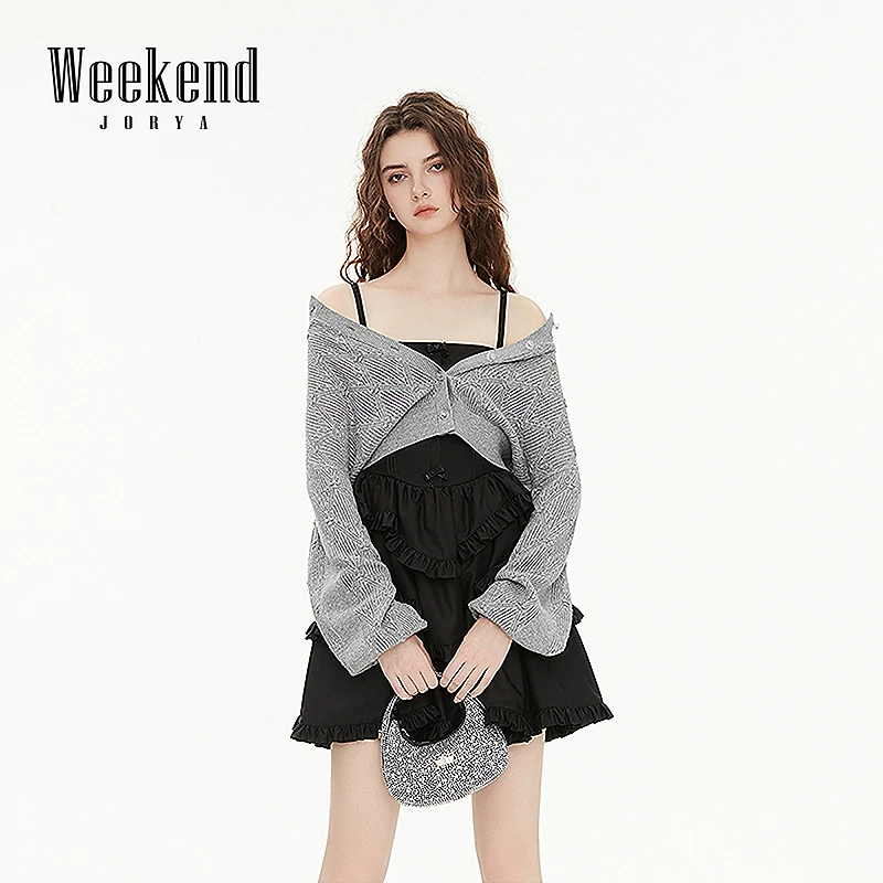 卓雅周末2025春季鬼马甜心圆领单拍扣菱格绵羊毛针织开衫R200611C