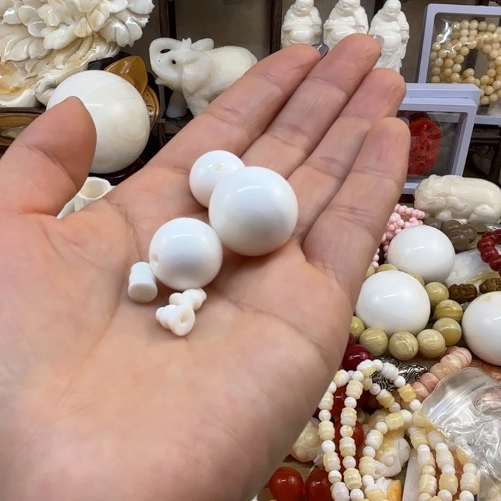 非洲紫檀（红花梨）三套三通瑕疵