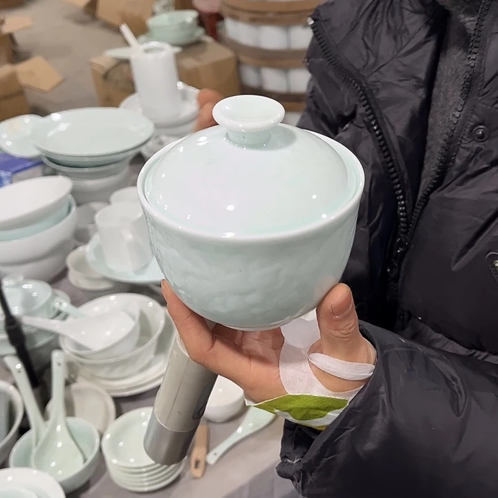 瓷片青玉泥炖盅一个包邮