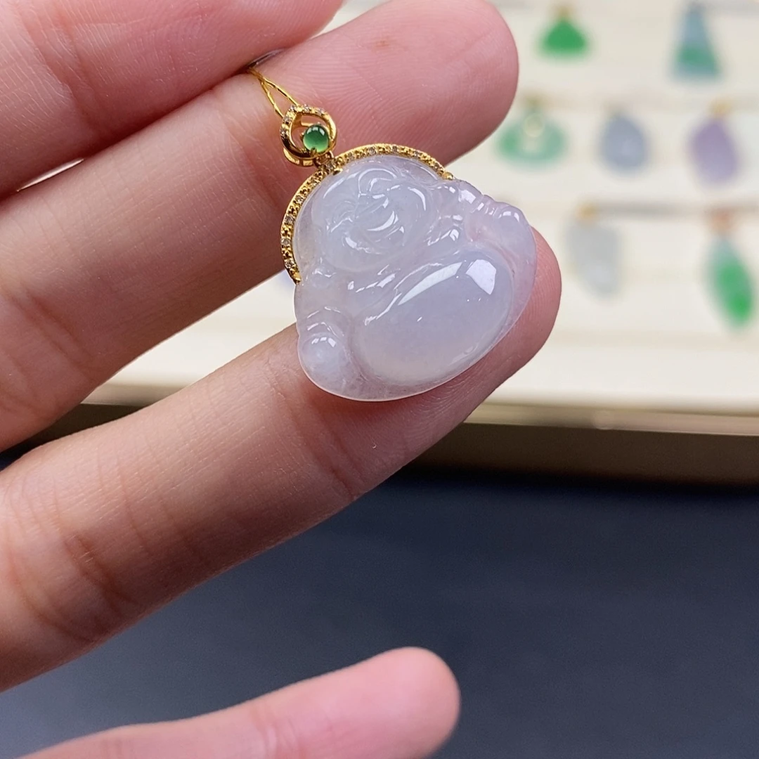 翡翠18K金镶嵌颈饰翡翠