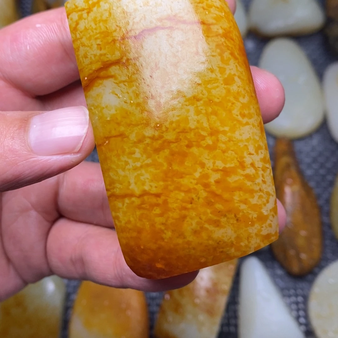 自***然未镶嵌和田玉定制和田玉