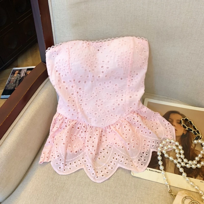 好听鸭粉色刺绣镂空勾花抹胸背心女夏季纯欲风一字肩荷叶边裙摆上