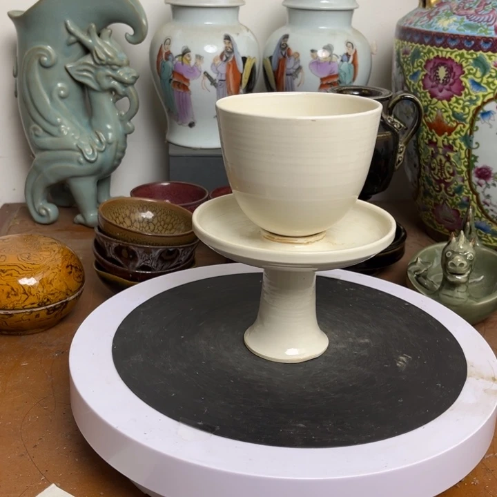 紫砂花瓶瓷器瓷器