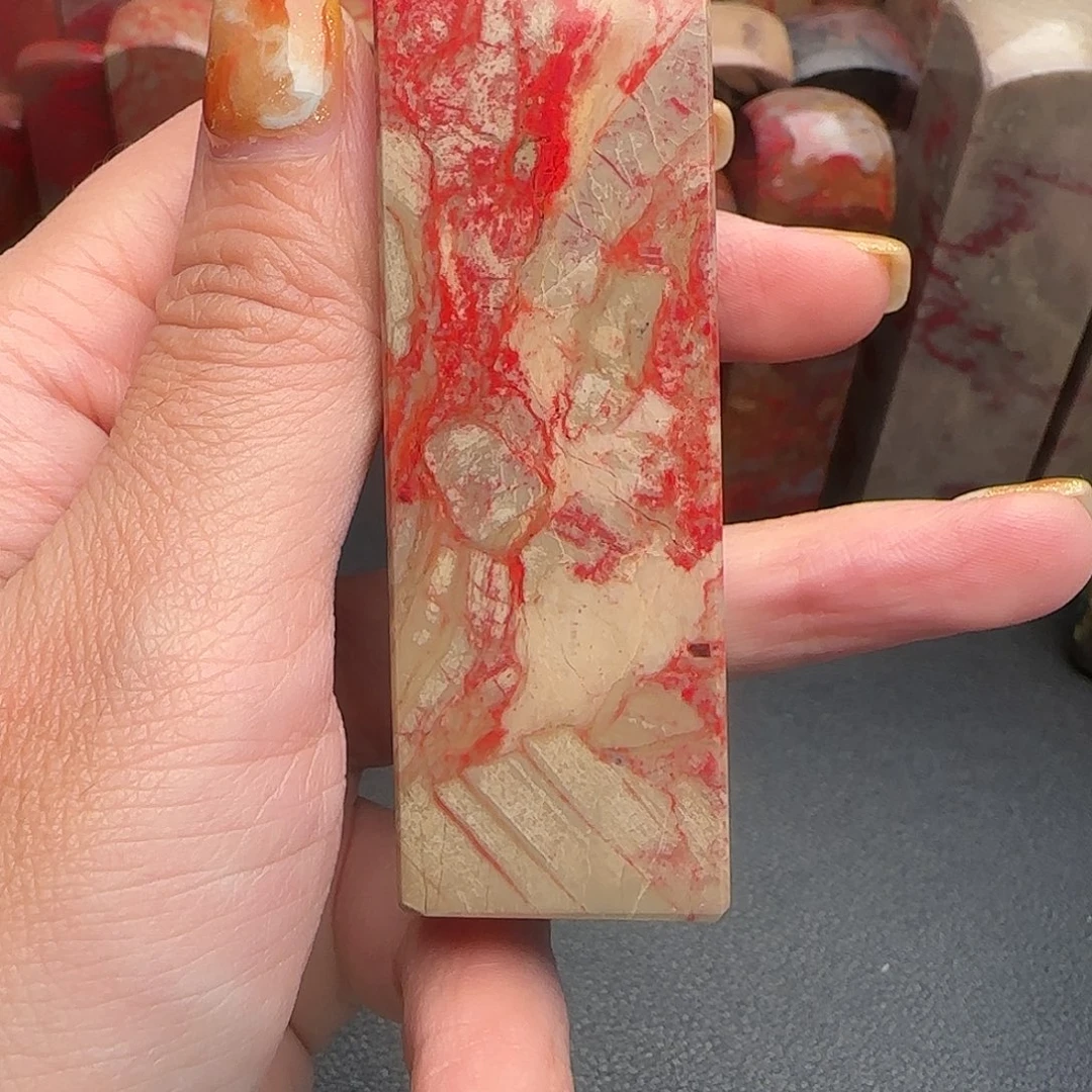 昌化石昌化鸡血石