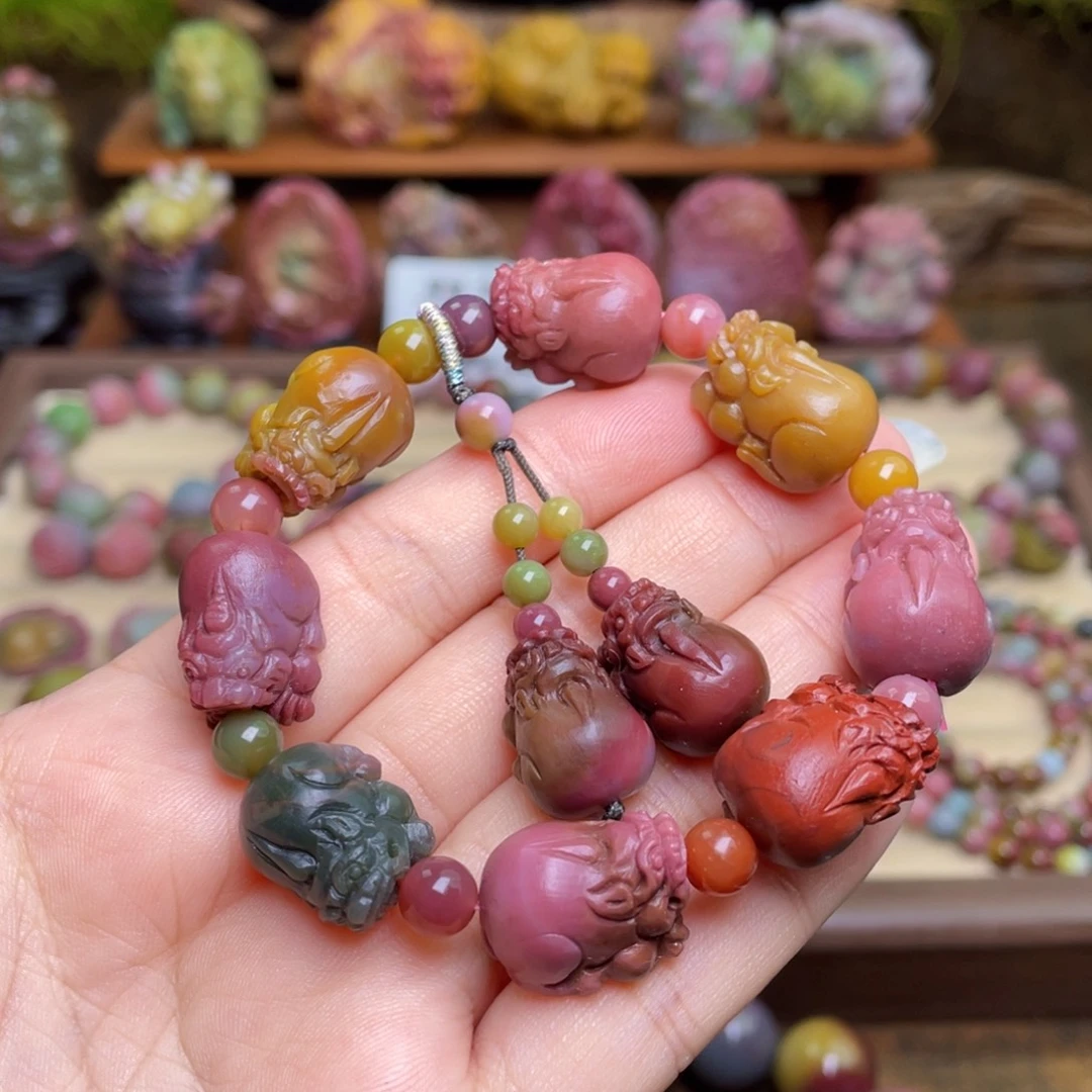 玛瑙/玉髓未镶嵌珠宝半成品盐源玛瑙苏工浓艳貔貅