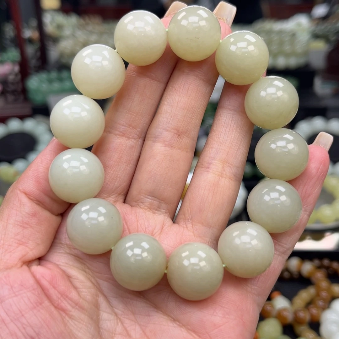 和田玉手串未镶嵌和田玉新疆且末料卡18