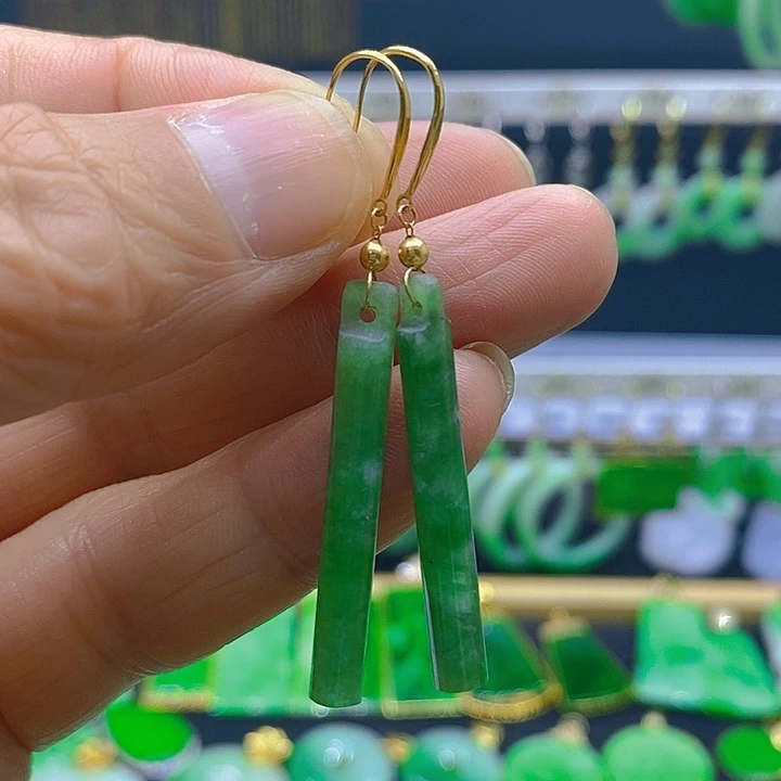 翡翠18K金镶嵌耳饰耳坠