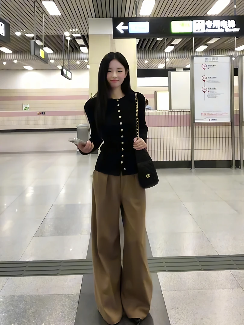 韩系黑色氛围感长袖针织衫开衫女秋季软糯修身显瘦内搭女毛衣外套