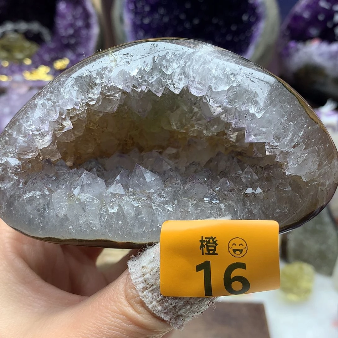 未镶嵌大型摆件（非配饰）水晶