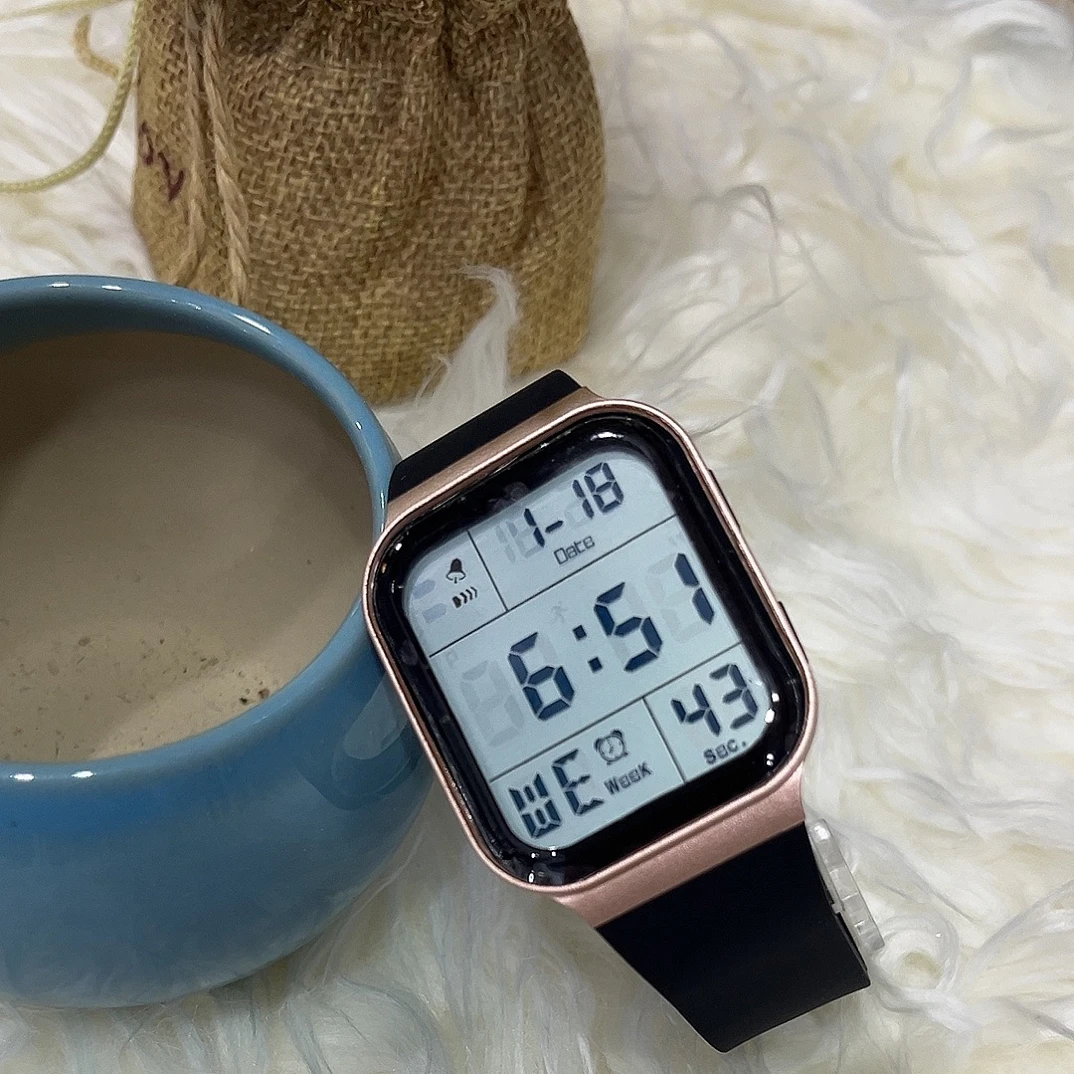 方形多功能防水电子表时尚学生简约百搭潮流男女学生初高中