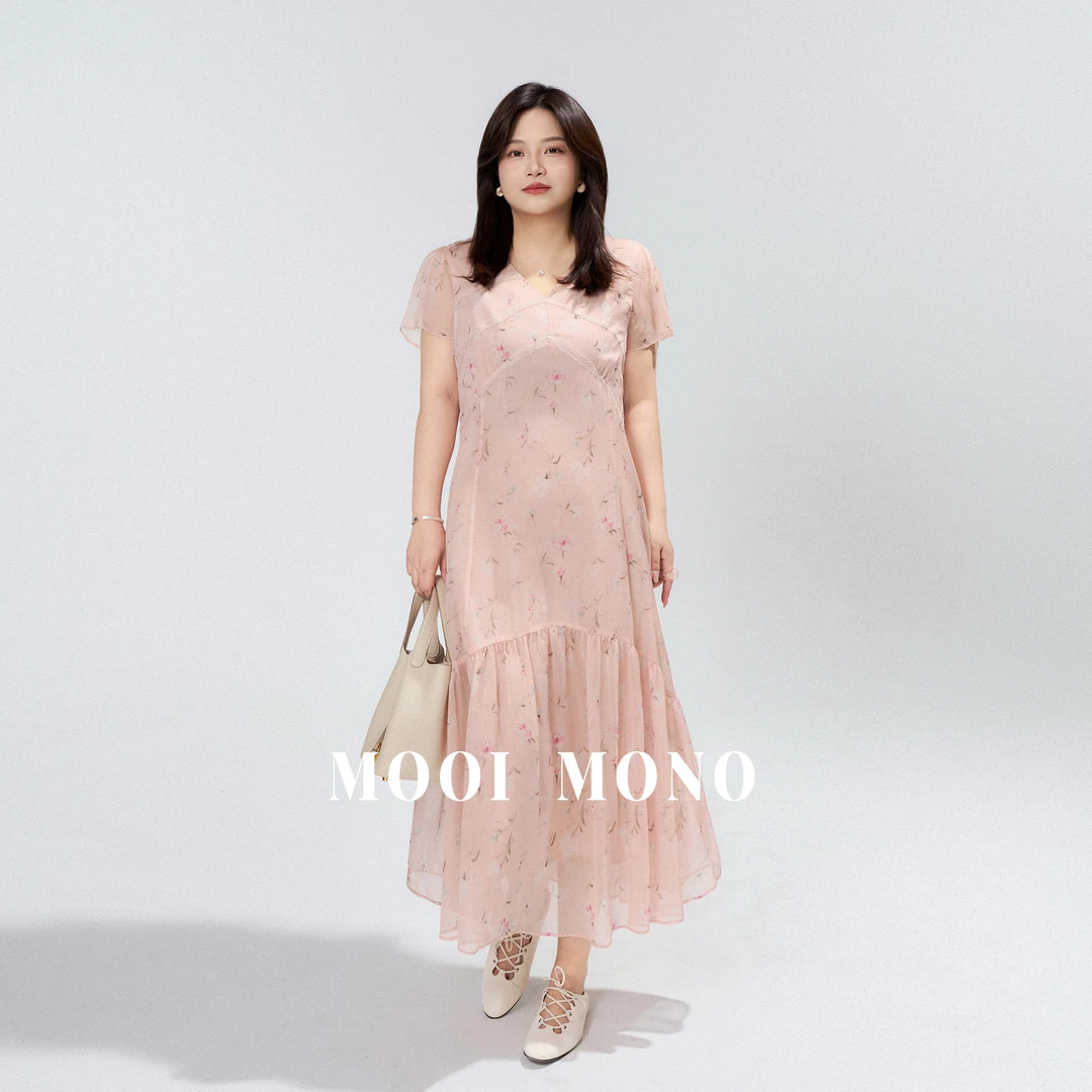 MOOI MONO"粉仙子"显瘦气质法式轻薄肌理绣花飞袖连衣裙  L877Z52