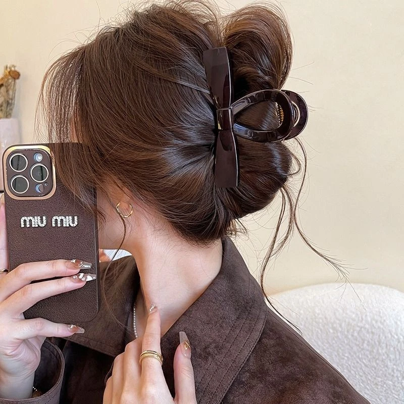 新款简约气质亚克力冬日发夹蝴蝶结后脑勺鲨鱼风格洋气女饰