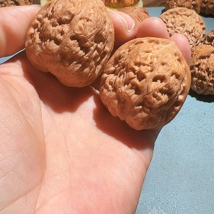 文玩核桃把件红方印36