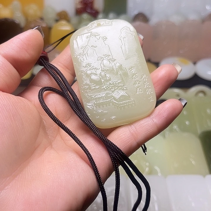 和田玉未镶嵌颈饰