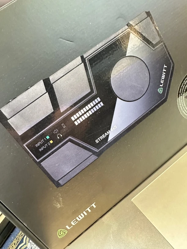 95新  莱维特4x5声卡