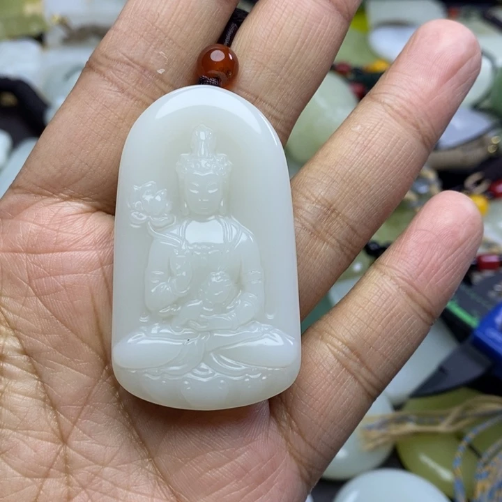 和田玉未镶嵌颈饰