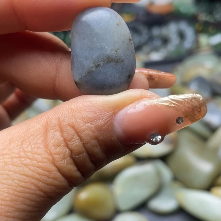 和田玉未镶嵌珠宝奇石