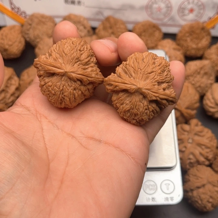 文玩核桃把件南疆石41