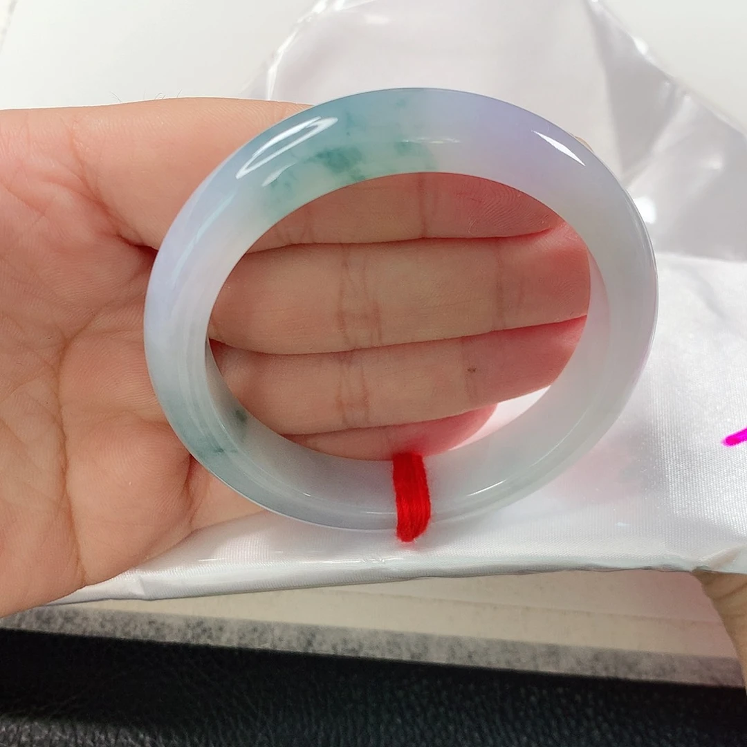 翡翠手镯未镶嵌 需包容裂纹 ⑦⑧