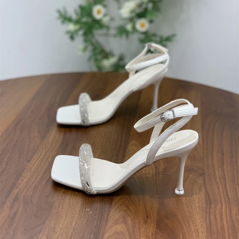 仙女风水钻凉鞋女夏2025新款百搭小众一字扣带露趾细跟方头高跟鞋