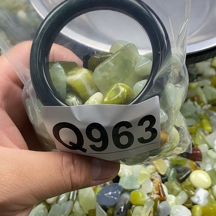 未镶嵌蛇纹石玉鱼缸石