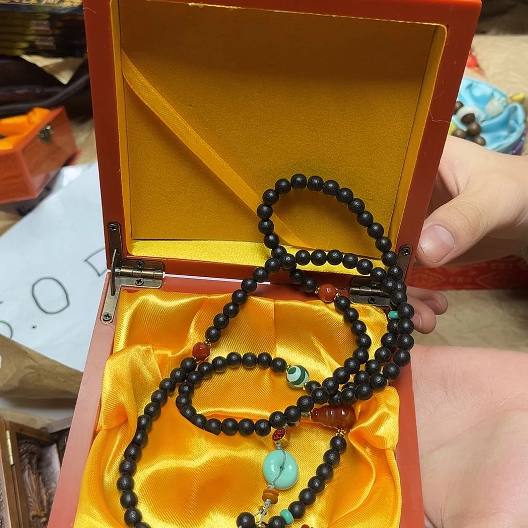 大叶紫檀（黑酸枝木类）