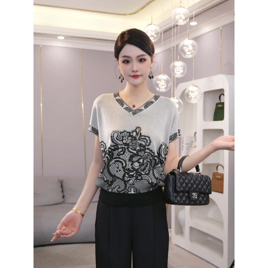 2026夏季新款【QQ-1168PY】立体提花薄款透气浅灰色天丝V领针织衫
