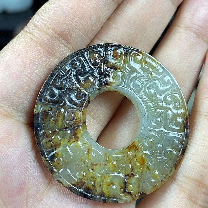 和田玉未镶嵌挂件