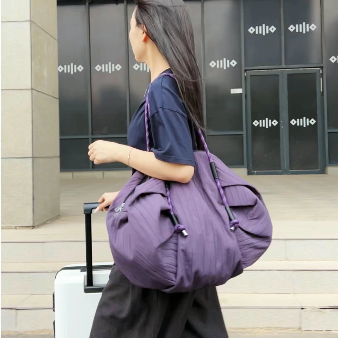 时尚休闲百搭多功能旅行包潮流轻便韩版单肩包女士纯色简约健身包