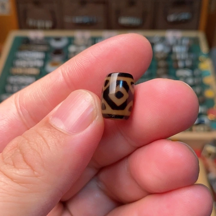 未镶嵌玛瑙/玉髓珠宝半成品