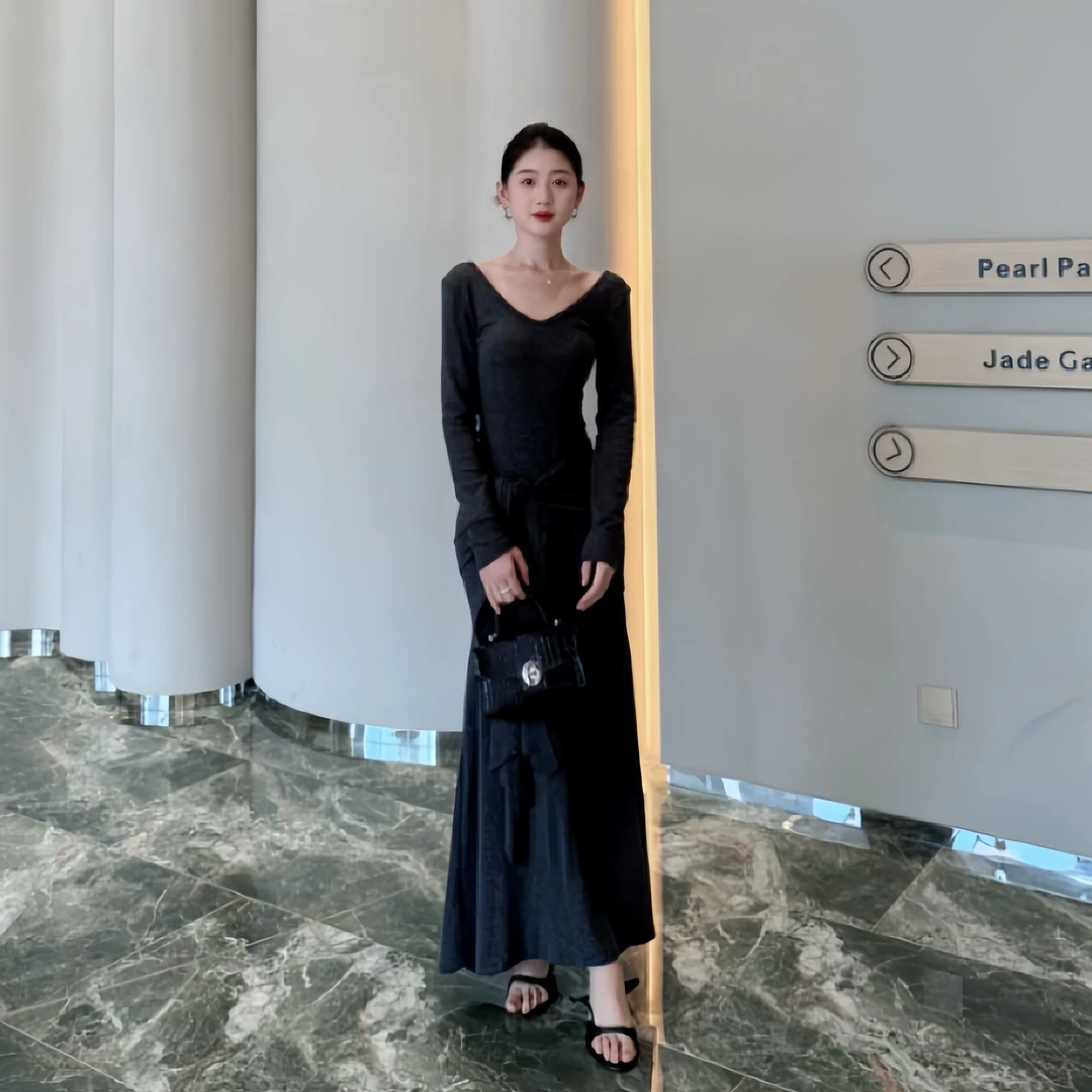 秋装新款深V露背连衣裙长袖辣妹修身长裙+披肩显瘦气质时尚两件套