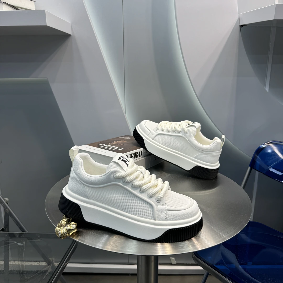 男鞋款韩版素面增高时尚系带中跟百搭透气潮流时尚休闲鞋休闲板鞋